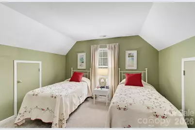 28 Secretariat Drive, Hendersonville, NC 28792 - Photo 11