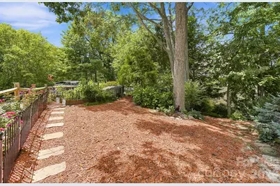 28 Secretariat Drive, Hendersonville, NC 28792 - Photo 47