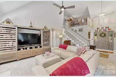 28 Secretariat Drive, Hendersonville, NC 28792 - Photo 5