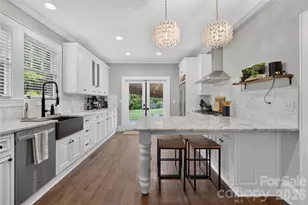 724 Grandin Rd, Charlotte, NC 28208 - Photo 11