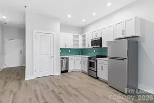 350 W Main Ave, Gastonia, NC 28052 - Photo 7