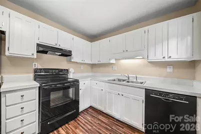 1801 Pewsbury Road, Charlotte, NC 28210 - Photo 5