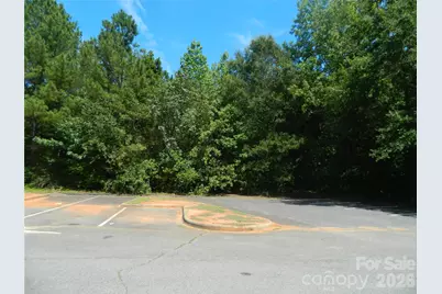 4902 Spring Lake Drive, Charlotte, NC 28212 - Photo 15