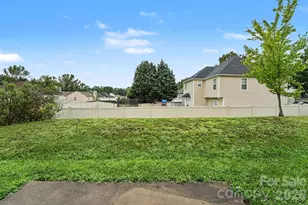 3527 Mallory Taylor Ln, Charlotte, NC 28216 - Photo 15