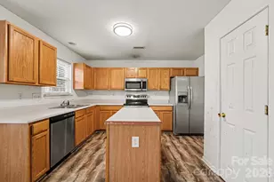 3527 Mallory Taylor Ln, Charlotte, NC 28216 - Photo 5