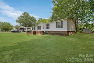 109 Maynard Ave, Wadesboro, NC 28170 - Photo 3
