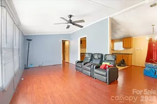 109 Maynard Ave, Wadesboro, NC 28170 - Photo 7