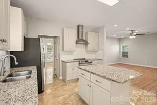13319 Damson Dr, Huntersville, NC 28078 - Photo 7