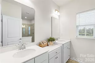 963 Portrush Ln, Tega Cay, SC 29708 - Photo 35
