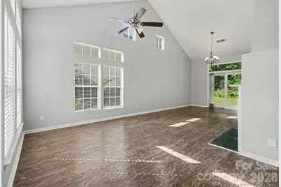 9532 Nettle Drive, Charlotte, NC 28216 - Photo 3