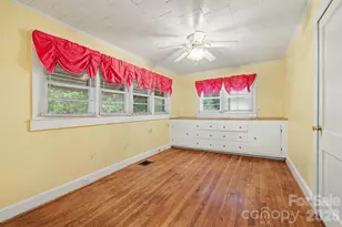 515 N Hill St, Dallas, NC 28034 - Photo 27