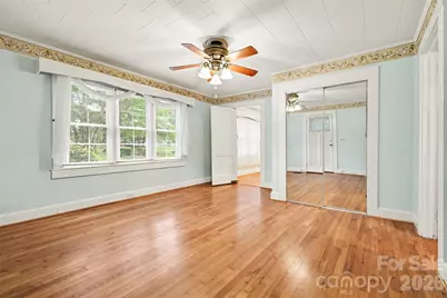 515 N Hill Street, Dallas, NC 28034 - Photo 29