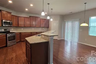 10427 Paisley Abbey Ln, Charlotte, NC 28273 - Photo 3