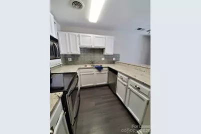 230 S Cedar Street #5, Charlotte, NC 28202 - Photo 3