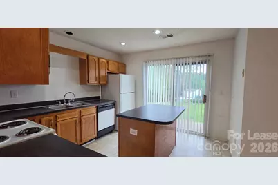 9134 Charminster Court, Charlotte, NC 28269 - Photo 5