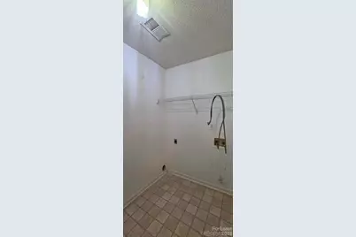 9134 Charminster Court, Charlotte, NC 28269 - Photo 19