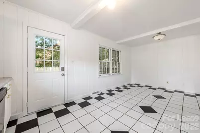 1129 Eastview Drive, Charlotte, NC 28211 - Photo 7
