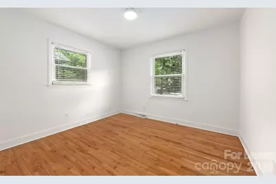 1129 Eastview Drive, Charlotte, NC 28211 - Photo 11