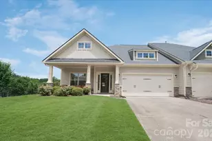103 Canter Ln, Mooresville, NC 28115 - Photo 1