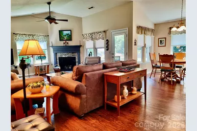 208 Snowy Egret Way, Hendersonville, NC 28792 - Photo 5