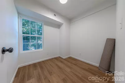 214 E Washington Avenue, Bessemer City, NC 28016 - Photo 11
