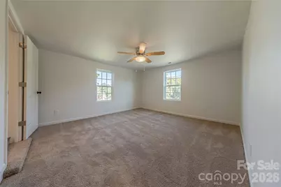 214 E Washington Avenue, Bessemer City, NC 28016 - Photo 25