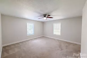 930 Marshall Dr, Concord, NC 28027 - Photo 9