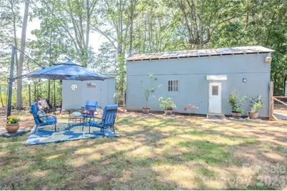 4847 Taylorsville Highway, Stony Point, NC 28678 - Photo 17