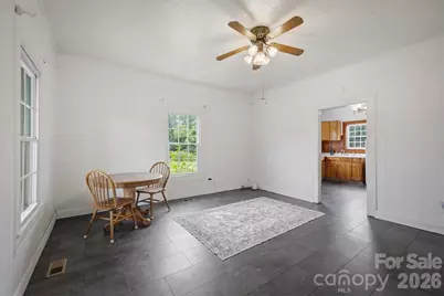 302 Catawba Avenue, Hickory, NC 28601 - Photo 7