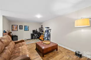 159 New Haw Creek Rd, Asheville, NC 28805 - Photo 21