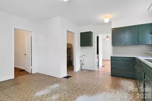 105 Parkview Dr, Brevard, NC 28712 - Photo 19