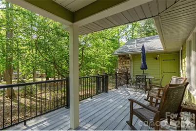 128 Camellia Way, Hendersonville, NC 28739 - Photo 3