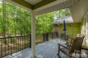 128 Camellia Way, Hendersonville, NC 28739 - Photo 3