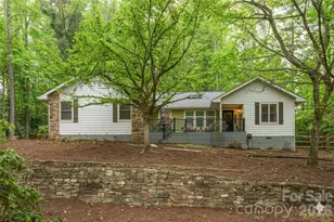 128 Camellia Way, Hendersonville, NC 28739 - Photo 1