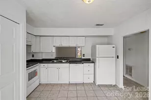9626 Vinca Cir, Charlotte, NC 28213 - Photo 17