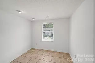 9626 Vinca Cir, Charlotte, NC 28213 - Photo 9