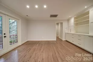 6700 Castlegate Dr, Charlotte, NC 28226 - Photo 13
