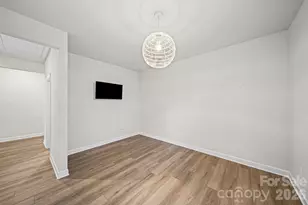 6220 Barcelona Wy, Charlotte, NC 28214 - Photo 15