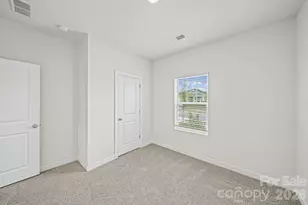 6220 Barcelona Wy, Charlotte, NC 28214 - Photo 17