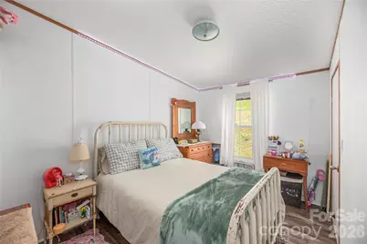 40 Farmstead Road, Leicester, NC 28748 - Photo 17