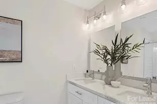 1104 Wonder Wy, Charlotte, NC 28208 - Photo 11