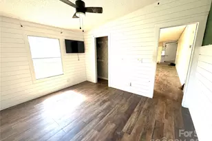 1050 Gold Mine Dr, Catawba, NC 28609 - Photo 11