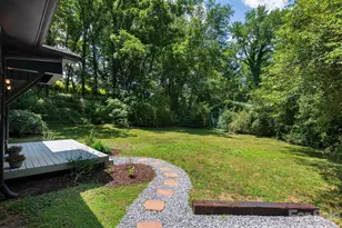 78 Travis St, Clyde, NC 28721 - Photo 3