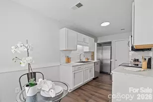 4340 N Center St, Hickory, NC 28601 - Photo 5