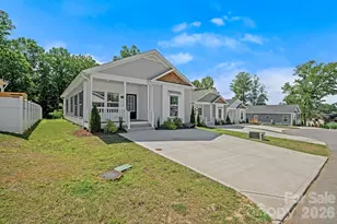 128 Bellamy Rd, Asheville, NC 28806 - Photo 23