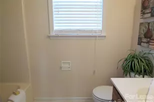 4307 Claybury Ct, Charlotte, NC 28227 - Photo 3