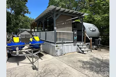 110 Pier Avenue, New London, NC 28127 - Photo 1