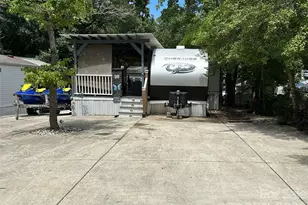 110 Pier Ave, New London, NC 28127 - Photo 37