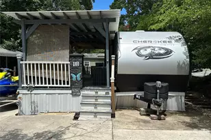 110 Pier Ave, New London, NC 28127 - Photo 3
