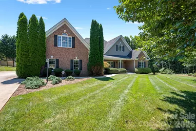 1851 29th Avenue Place NE, Hickory, NC 28601 - Photo 1